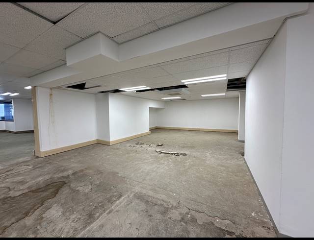 1,731M² OFFICE TO LET IN SANDTON CENTRAL